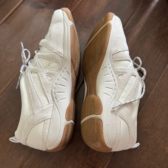 Dansko Hattie Women's White Leather Sneakers size 38 (8 US) - Picture 5 of 12